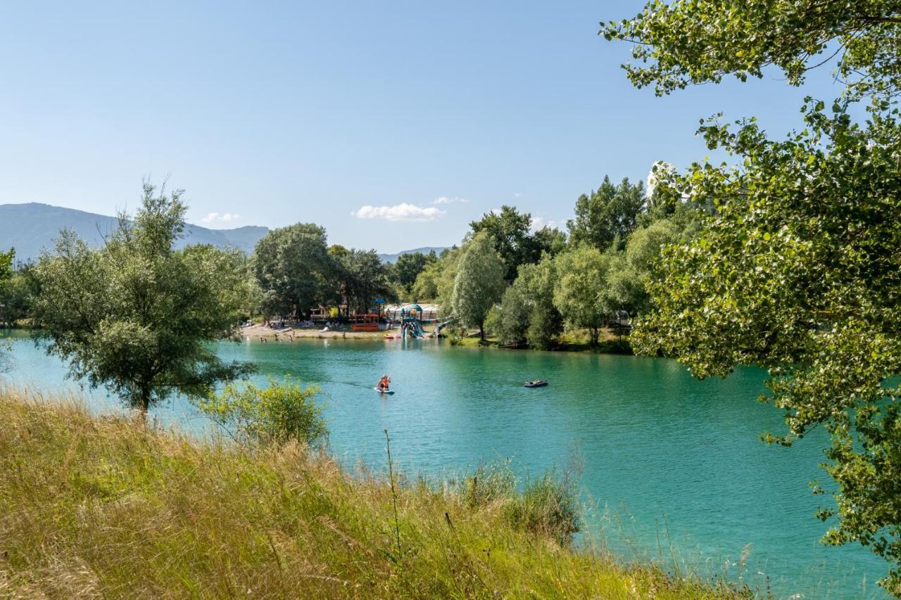 Hotel Camping Le Lac Bleu Châtillon-en-Diois Exterior foto