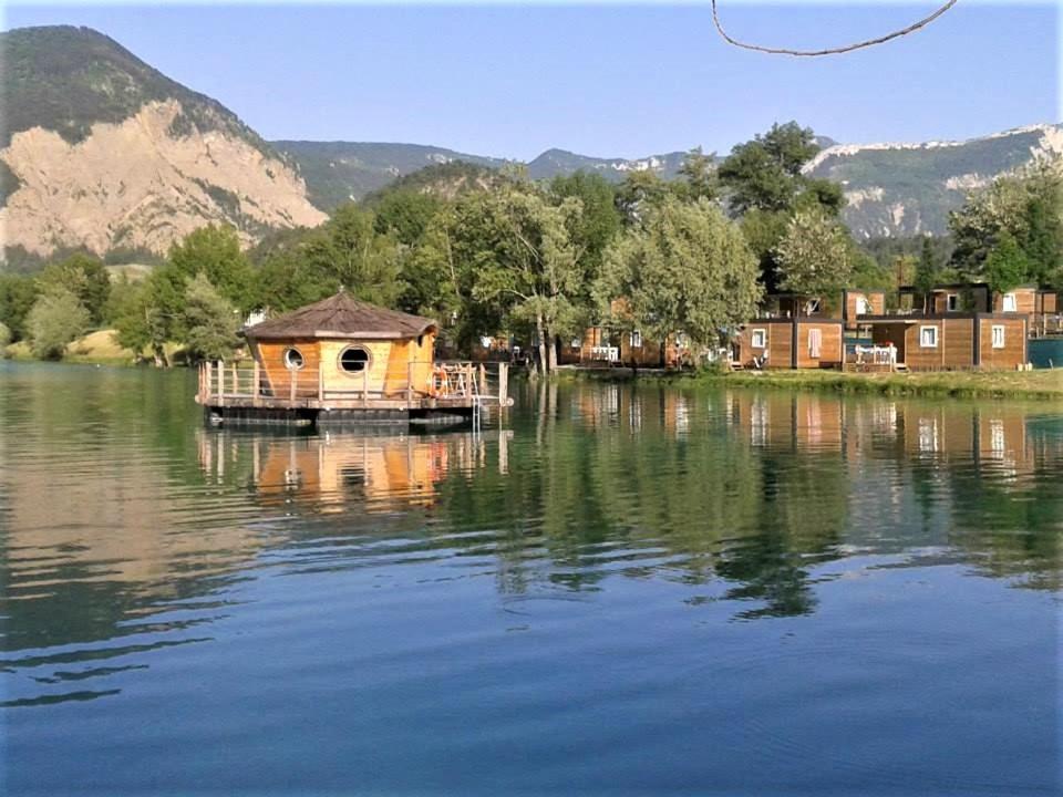 Hotel Camping Le Lac Bleu Châtillon-en-Diois Exterior foto