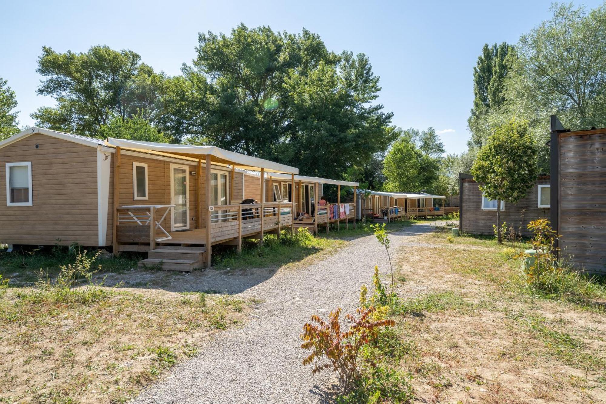 Hotel Camping Le Lac Bleu Châtillon-en-Diois Exterior foto